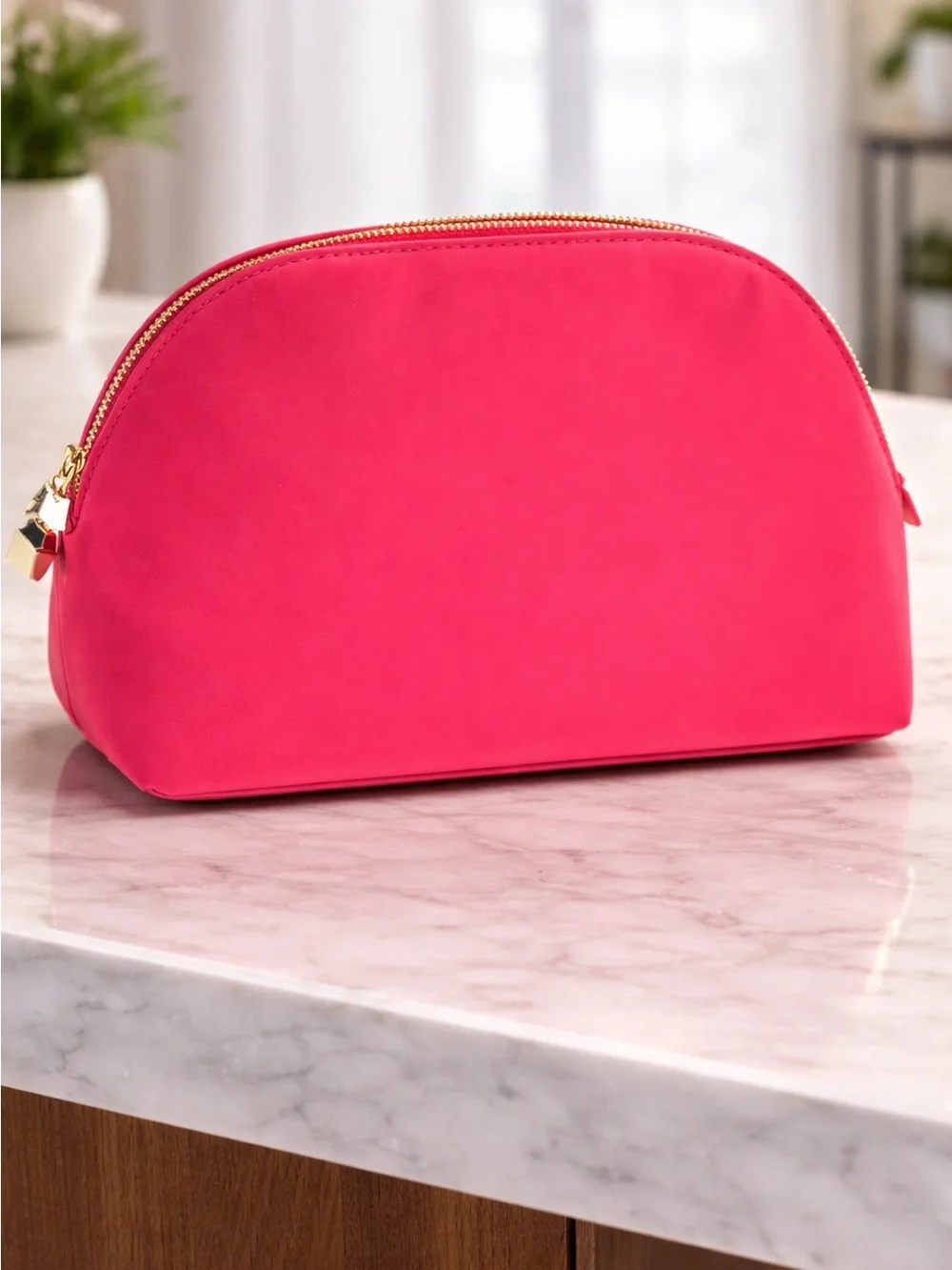 Dolce & Gabbana Beauty Cosmetic/Makeup Bag – NWOT